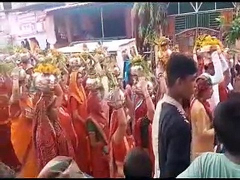 video: कलश यात्रा के साथ भागवत कथा शुरू