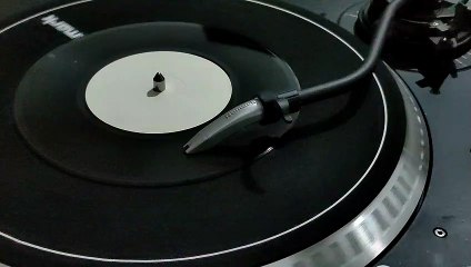 The Nuclears - Stick It In His Back