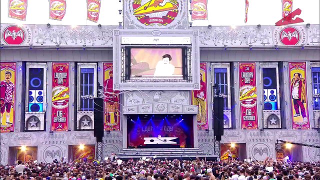 Martin Solveig - Hello (Live)