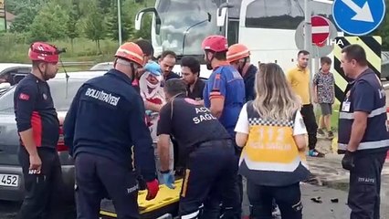 Deux voitures sont entrées en collision à Bolu： 9 blessés