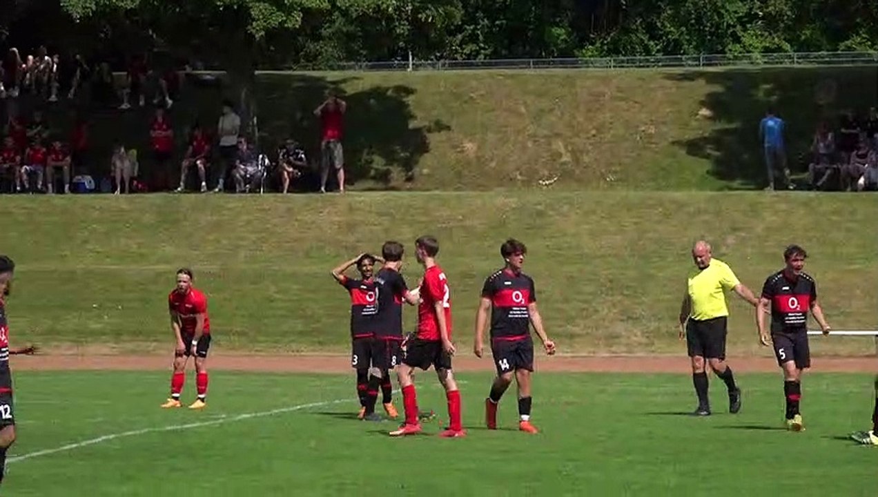 Der verschossene Elfmeter von Melvin Faulstich (SG Werratal) in Finale gegen Osterode