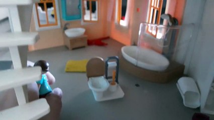 Emma entent skibidi bop toilet