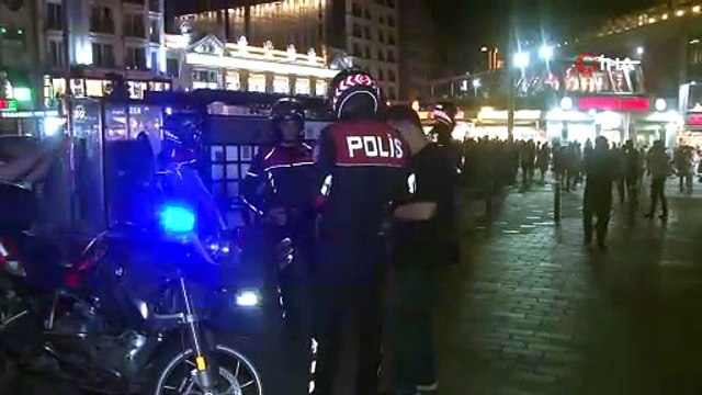 Taksim'de bayram denetimi! Suçlulara nefes aldırılmıyor