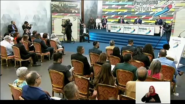 Min. de Cultura Ernesto Villegas destacó la importancia del periodismo informativo en la actualidad