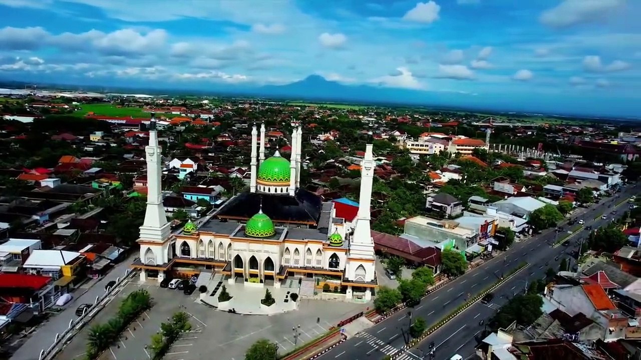 Mera pyambar azeem tar hai (Naat) مرا پیمبر عظیم تر ہے