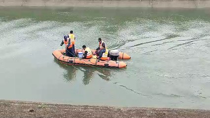 Video Story: The dead body of the girl who fell in the canal