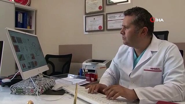 Les déchets sacrificiels doivent être enterrés hors de portée des chiens.