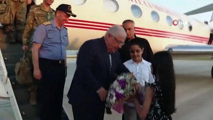 Bakan Güler Aktütün'de askerle bayramlaştı