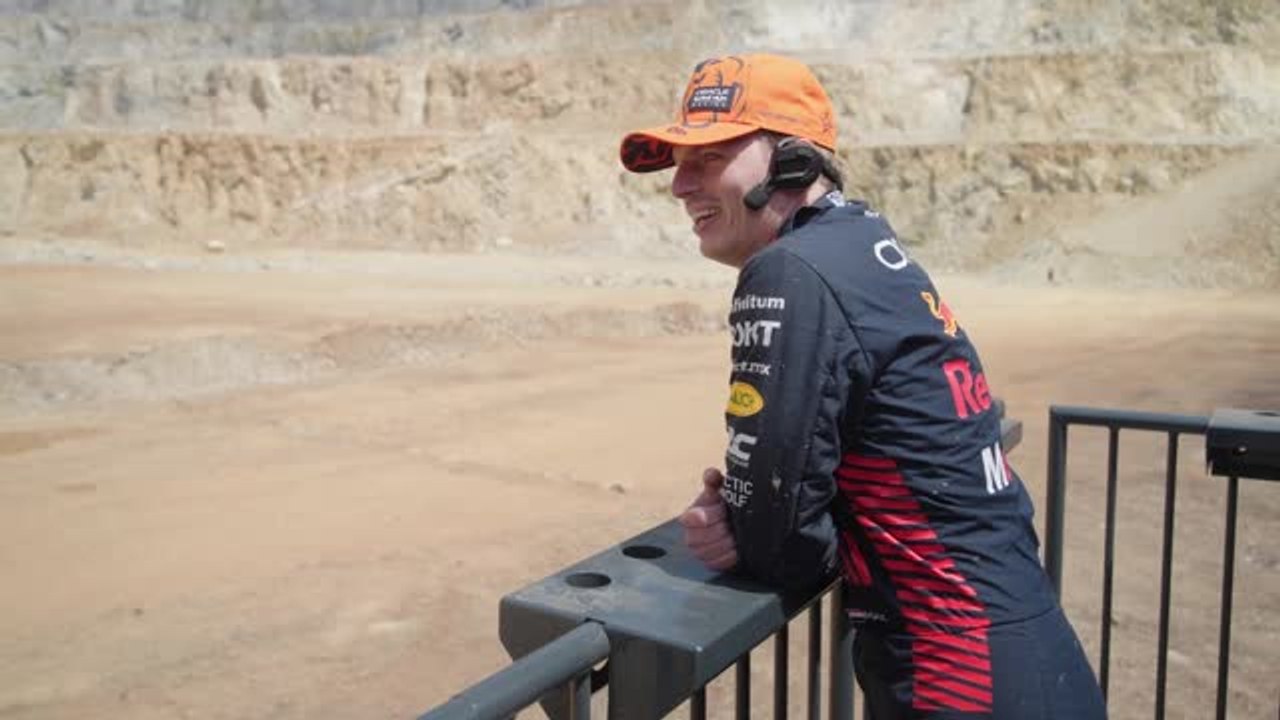 Verstappen im monster-truck am erzberg