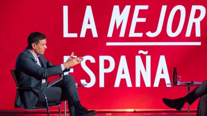 Pedro Sánchez ironiza sobre la campaña 'Verano Azul' del PP