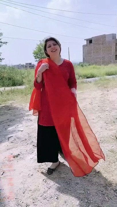 Ankhiyon main basaya(@old is gold)