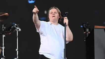 Lewis Capaldi sagt Tour ab - wegen seines Tourette-Syndroms