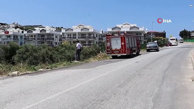 Otomobilinin el frenini çekmeyi unuttu, metrelerce peşinden koştu... O anlar kamerada