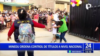 Gladys Echaíz: El sector educativo ha ido volviéndose cada vez más informal