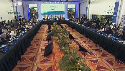 Uruguai e Paraguai criticam inabilitação de candidata opositora na Venezuela