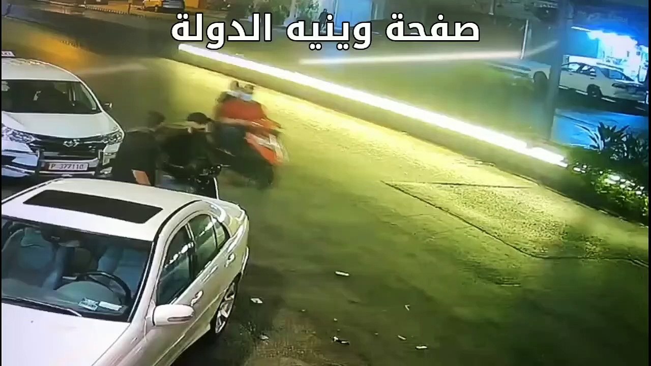 Gangsters and two security chaos in Ghobeiry. While Abbas Bilal was in the Ghobeiry area near the Qalqas bakery, the so-called Muhammad Al-Rayyes passed by the place and exchanged glances with Abbas Bilal. It was not from Muhammad Al-Rayyes until he retur