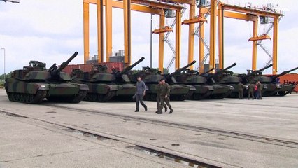 شاهد: بولندا تتلقى شحنة أولى من دبابات "أبرامز" الأمريكية