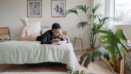 5 Things You Can Declutter From Your Bedroom Without a Second Thought