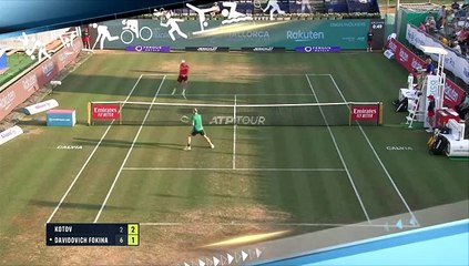 [스포츠영상] 네트 앞에서 포핸드 얻어 맞고 뒤끝 작렬