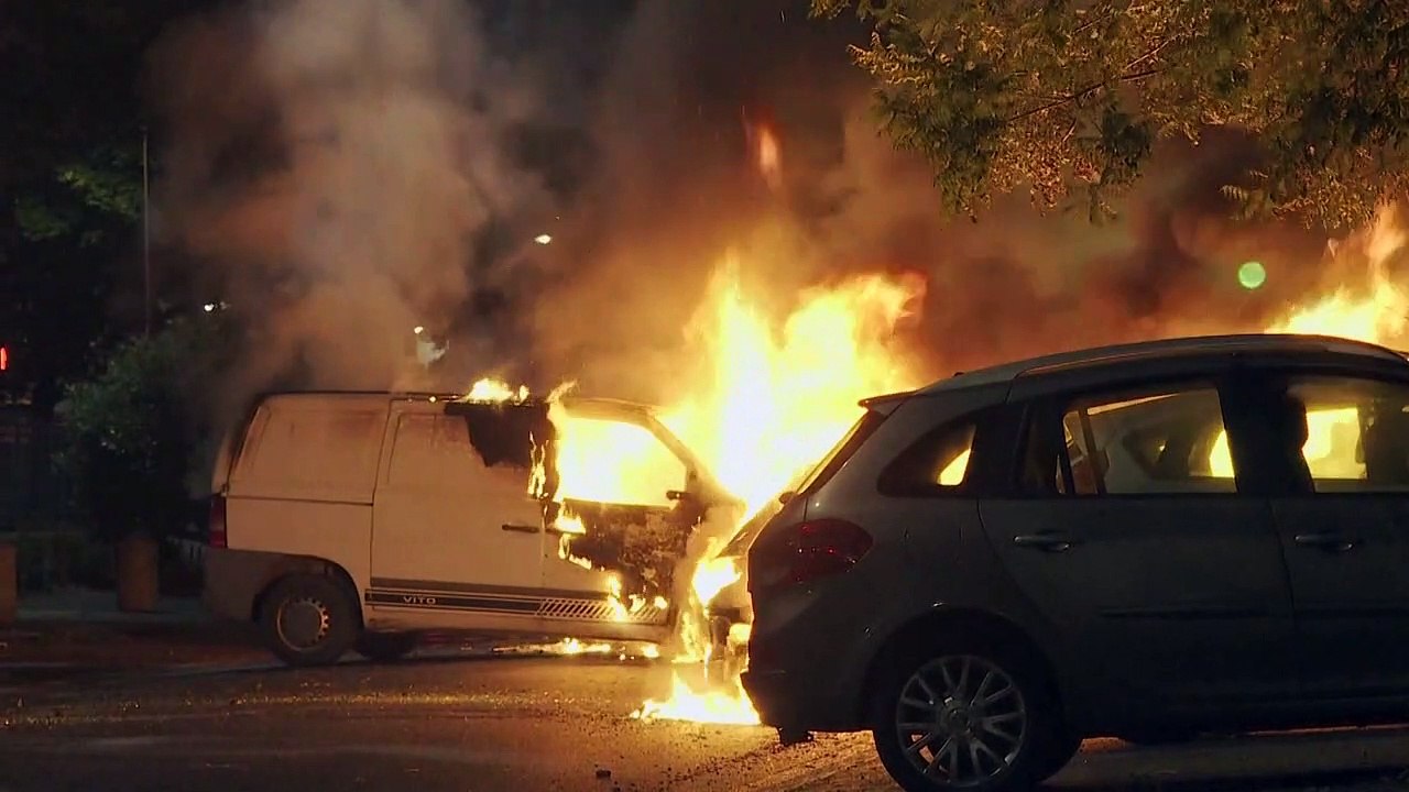 Tensão e temor de surto social na França