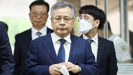 [뉴스라이브] '구속 기로' 박영수 전 특검...영장심사 결과는? / YTN