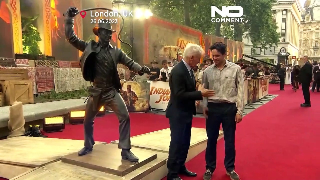 Filmheld: Indiana-Jones-Statue ziert Londons Innenstadt