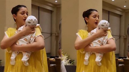 Gauahar Khan का Son Zehaan के साथ Party के बीच Quality Time Spend First Video, Mother Duty..|Boldsky