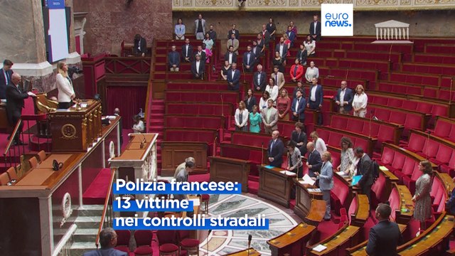 La morte di Nahel, ucciso da un poliziotto: seconda notte di disordini in Francia