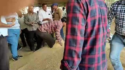 बारिश के अलर्ट के बीच आसमान पर बादलों का डेरा