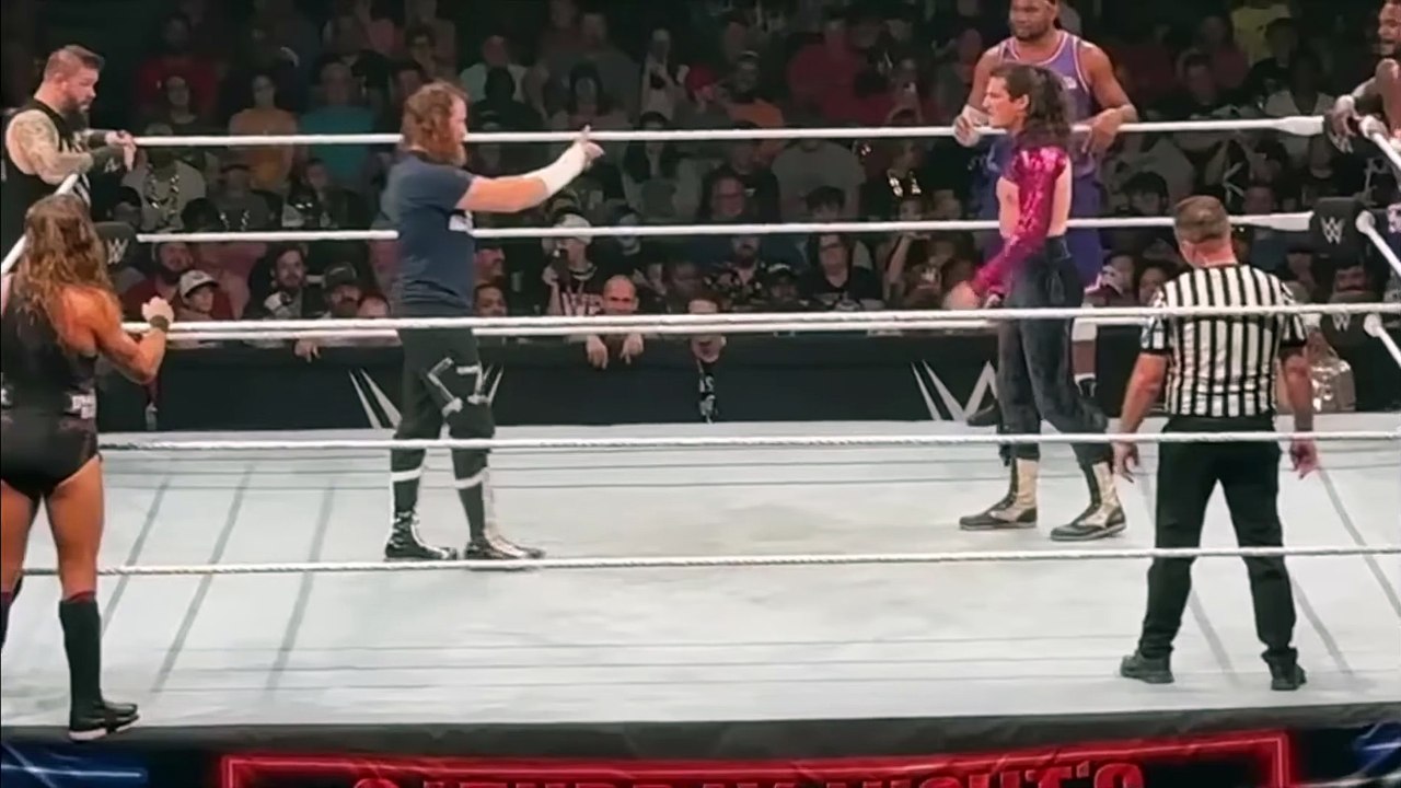 Kevin Owens does the worm!!!