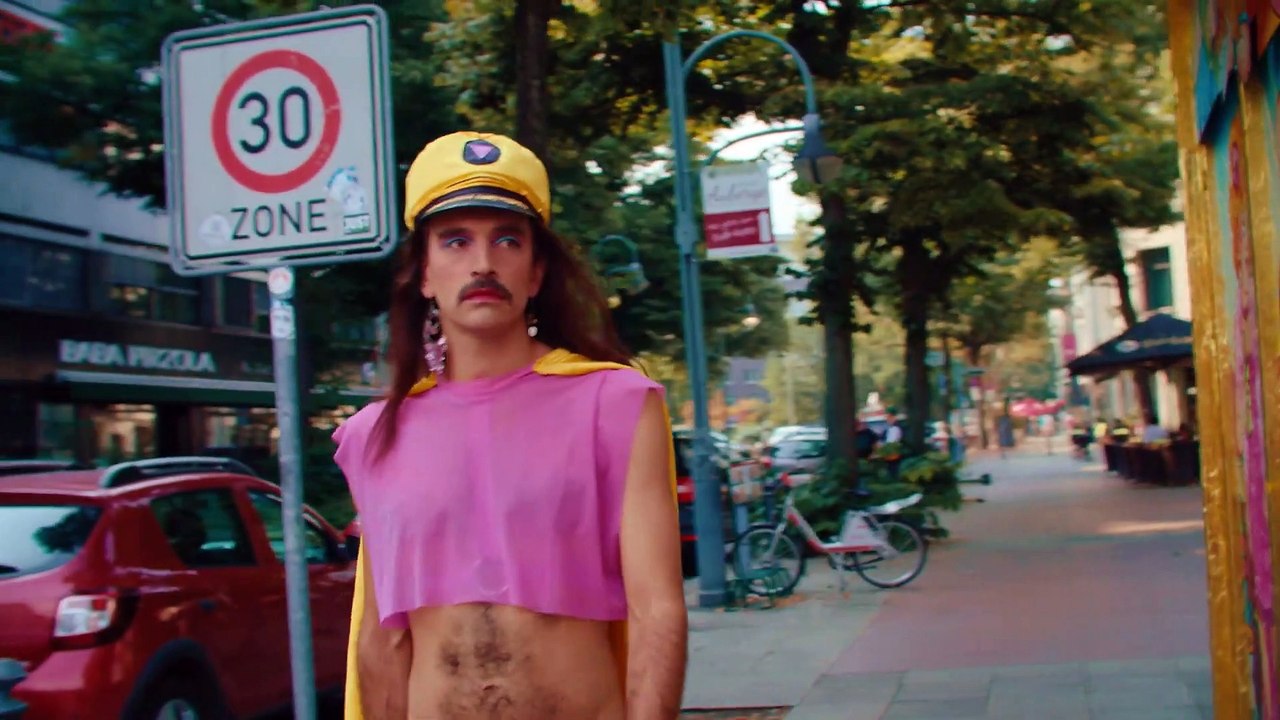 Captain Faggotron saves the Universe - Trailer (Deutsche UT) HD