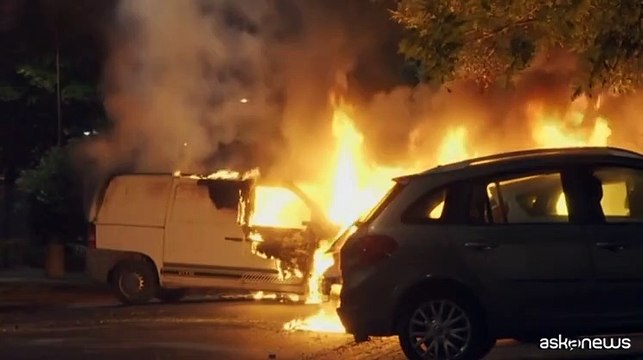 Francia, 77 arresti nella seconda notte di scontri dopo morte 17enne