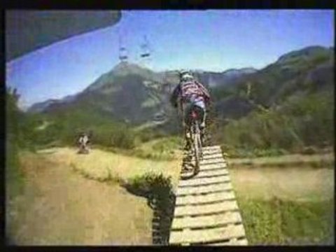 Saison VTT DH 2007 Floriane PUGIN