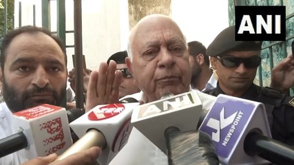 Video: अल्लाह को याद कर रोने लगे फारूक अब्दुल्ला, UCC पर बोले- कहीं कोई तूफान न आ जाए