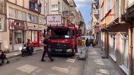 Ev sahibi kapıyı üzerlerine kilitledi! 32 saat mahsur kaldılar