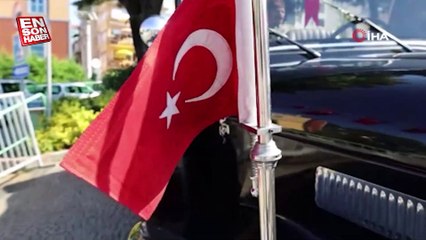 Atatürk’ün tören arabasına büyük ilgi