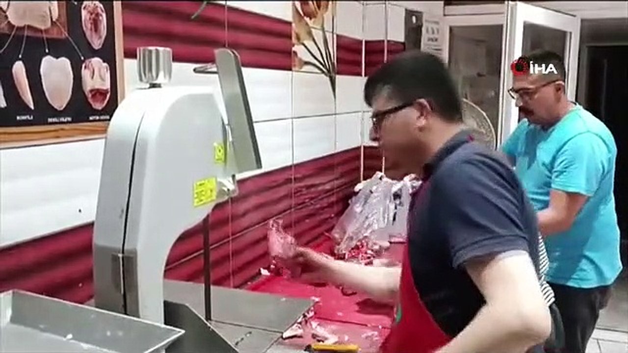 Sacrifier le travail chez les bouchers