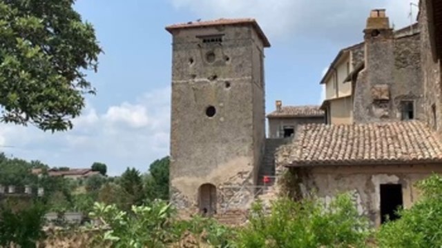 Eccidio , la obra del artista Iván Navarro, convertida en la protagonista de un nuevo centro de exposiciones en Italia