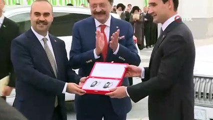 Togg bir ülkeye daha teslim edildi