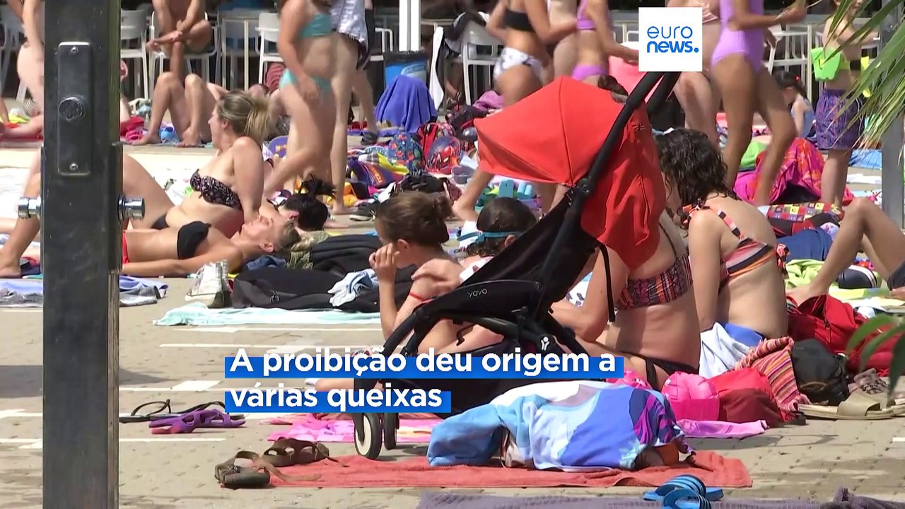 Catalunha acaba com proibição de topless em piscinas públicas