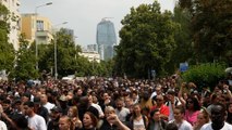 « Justice pour Nahel » : 6000 personnes à Nanterre pour la marche blanche, des heurts éclatent