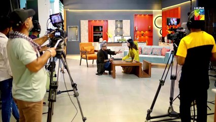 Qamar Nikal Gayi !! #madihaimam #muneebbutt #saniasaeed - FLO Digital