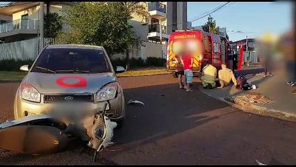 Motociclista apresenta suspeita de fratura no dedão do pé após acidente de trânsito