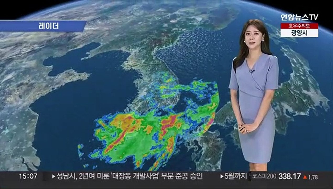 [날씨] 곳곳 비·소나기…주말 전국 무더위, 한낮 서울 34도