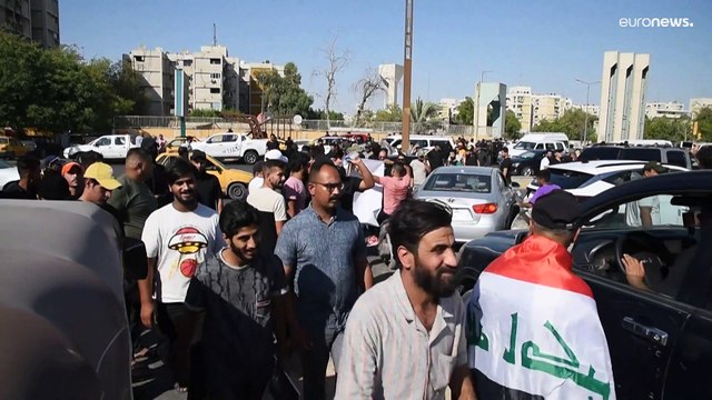 اقتحام سفارة السويد في بغداد وسط تنديد عربي وإسلامي بإحراق نسخة من المصحف