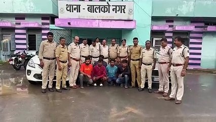 कॉफी प्वाइंट से लौट रहे युवकों को घेरकर हमला, मारा चाकू, सात गिरफ्तार