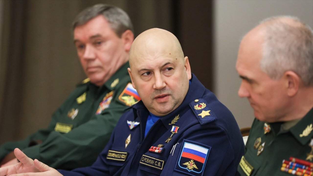 Putin-General war offenbar geheimes "VIP-Mitglied" bei Wagner-Söldnern!