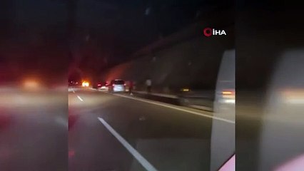 Seyir Halindeki Otomobil Alev Topuna Döndü