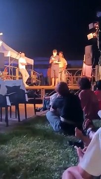 Strage di Viareggio: gli studenti leggono i nomi delle 32 vittime