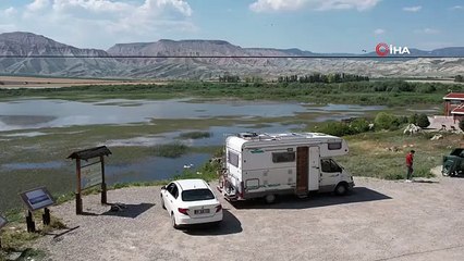 Collines colorées de la capitale vieilles de 10 millions d'années： Rainbow Hills
